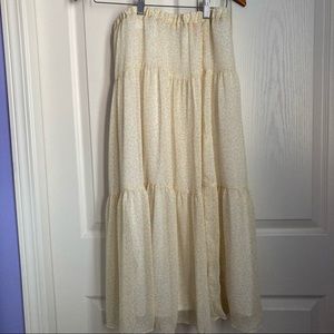 🛍️Joe fresh cottagecore maxi length tiered skirt